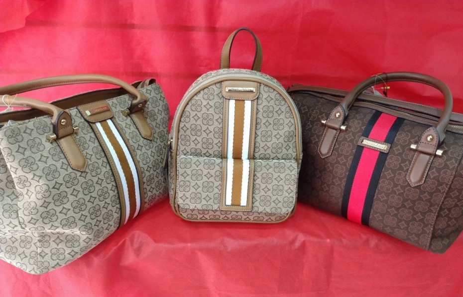 Foto 95:  — Reaty Bolsas